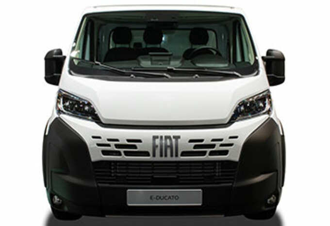 Fiat Ducato Fourgon recarrossé 3p 2.2 BlueHDI 140 Maxi L4 35