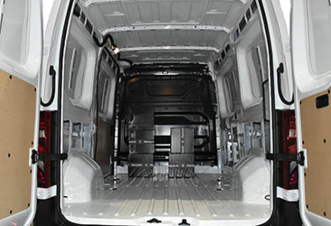 Renault Master Gesloten bestelwagen 4d 3.5T Blue dCi 150 L2H2 Extra EAG9