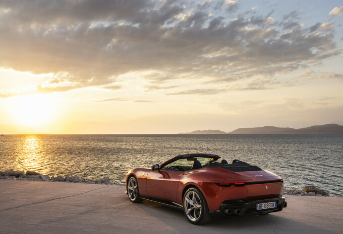 Review Ferrari Amalfi Spider (2026) - eerste test AutoGids