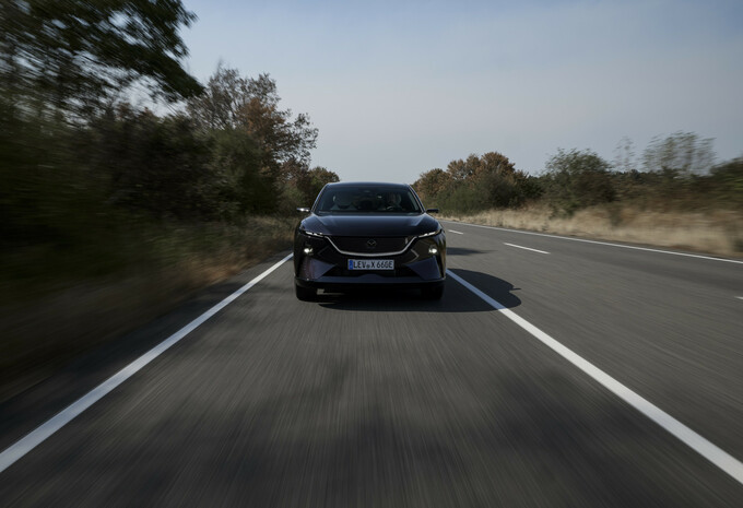 Review Mazda CX-6e (2026) - Goalgetter #5
