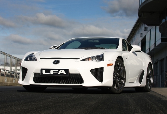 Te weinig Lexus LFA's #1