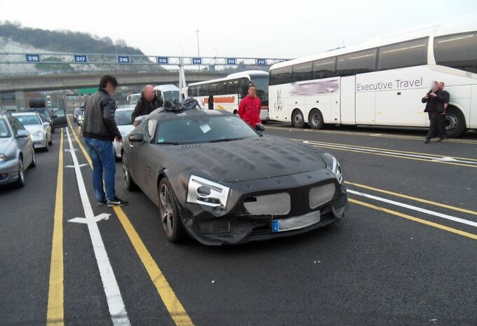Toekomstige Mercedes AMG GT betrapt #7
