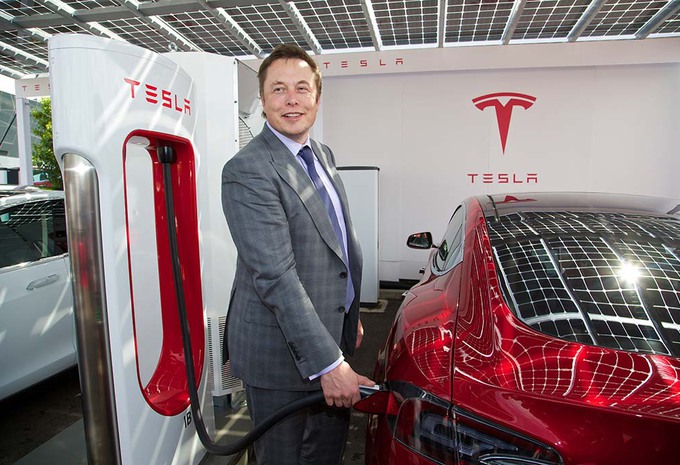 Tesla : plus de clients mais toujours dans le rouge #1
