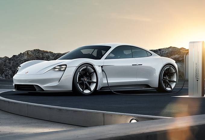 Porsche gaat overschakelen op elektriciteit #1