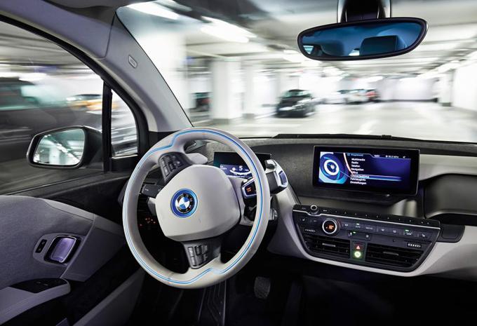 Une BMW autonome pour fêter le centenaire ? #1