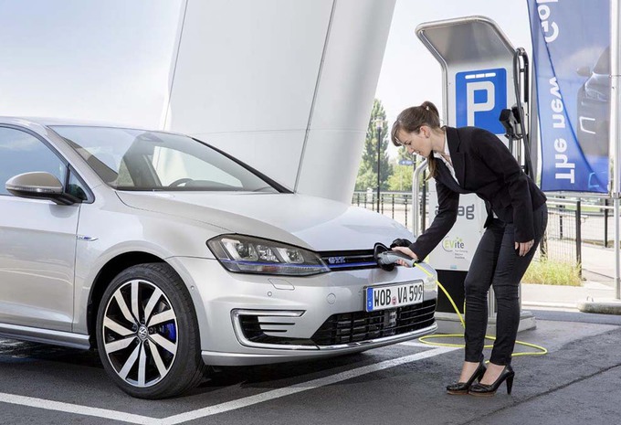 Volkswagen: 20 hybrides en elektrische auto's tussen nu en 2020 #1