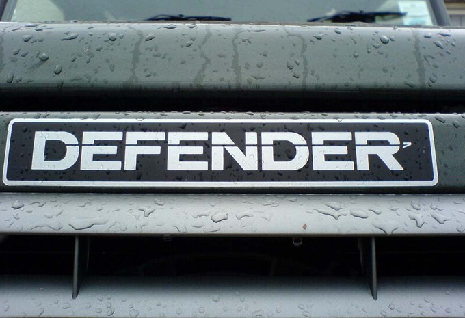 Land Rover Defender: nu echt over en out #1