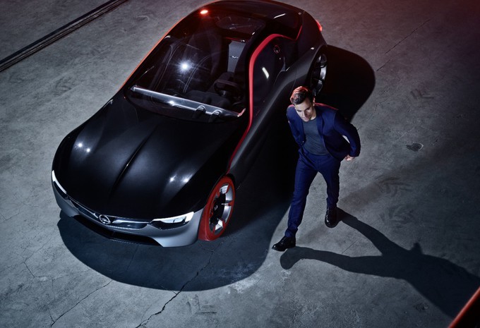Le film de présentation de l'Opel GT Concept  #1