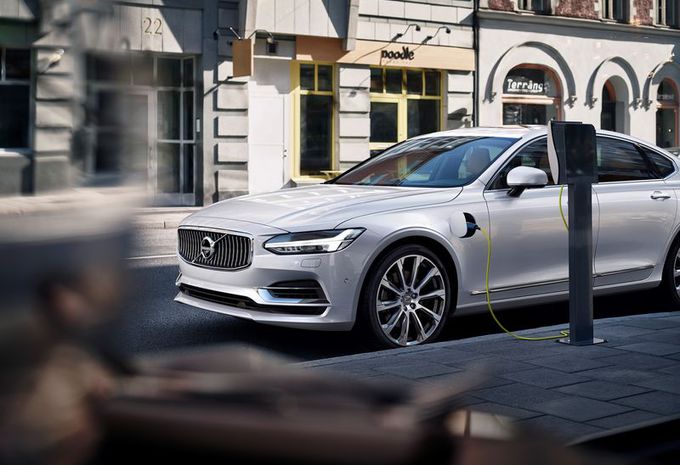 Volvo veut un standard mondial de recharge électrique #1