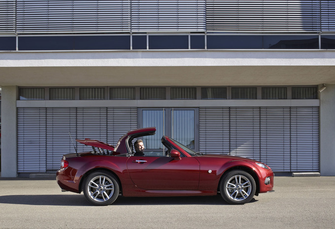 Mazda présentera un nouveau modèle au Salon de New York #1