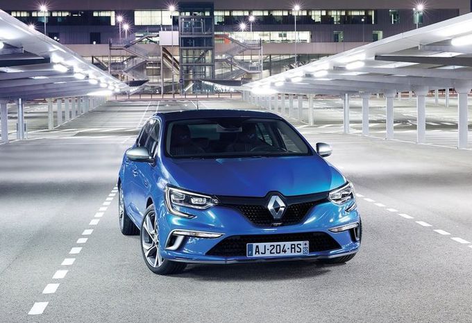Renault Mégane RS : 4 roues motrices ? #1