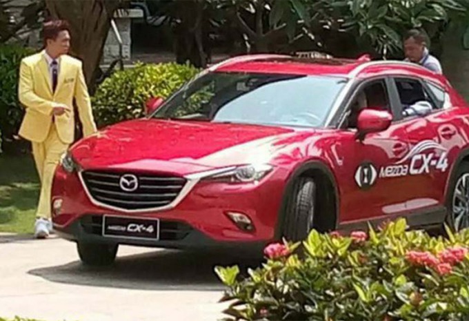 Mazda CX-4 en fuite #1