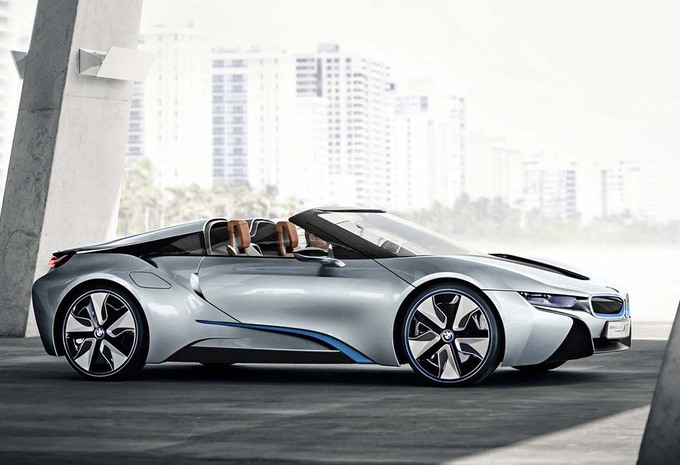 BMW i8 : plus de puissance et d’autonomie en 2017 #1