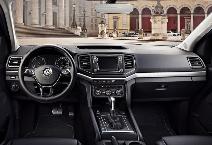 Volkswagen Amarok: opgefrist interieur   #1