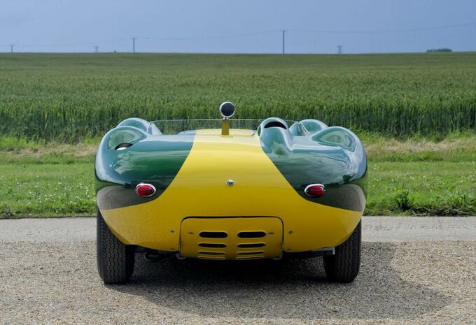 Lister Jaguar Knobbly Stirling Moss : livrée par le pilote #7