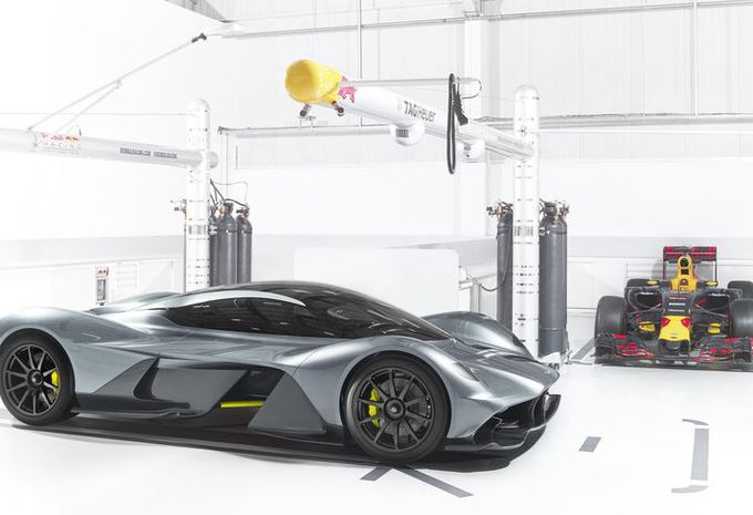 AM-RB 001 : un concept qui inspirera les Aston Martin de demain   #1