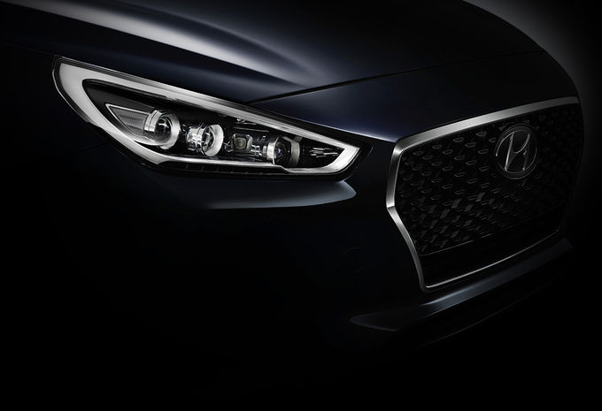 Hyundai plaagt met video van nieuwe i30 #1