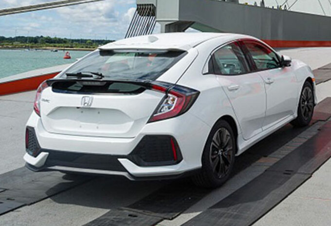 La nouvelle Honda Civic 5 portes photographiée sans camouflage #1