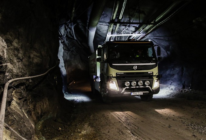 Volvo : camion autonome dans une mine #1