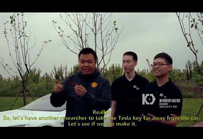 Vidéo : des chercheurs chinois piratent une Tesla #1