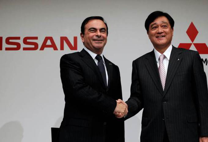 Carlos Ghosn devient président de Mitsubishi #1
