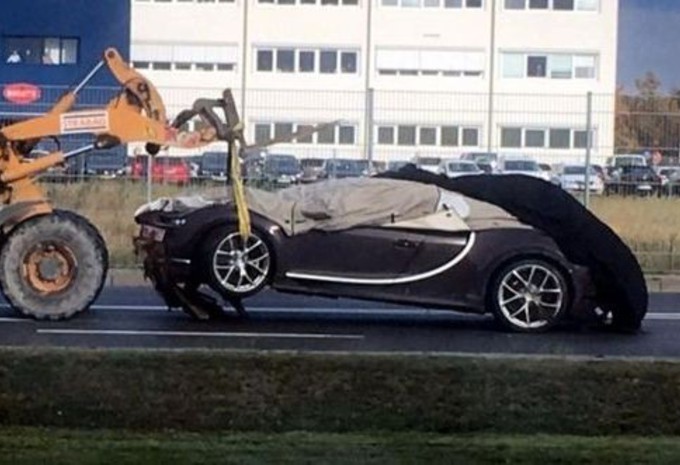 Eerste Bugatti Chiron in een ongeval #1