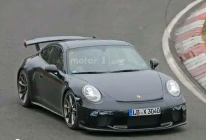 Porsche : la 911 GT3 restylée se prépare #1