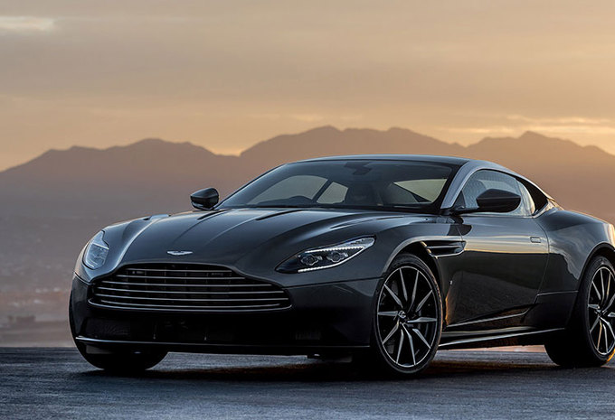 Geen nieuw logo voor Aston Martin #1