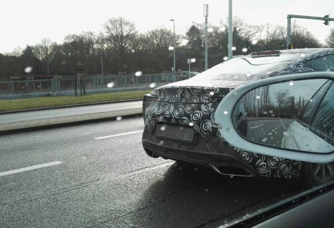 Lexus LC camouflée à Zemst #1