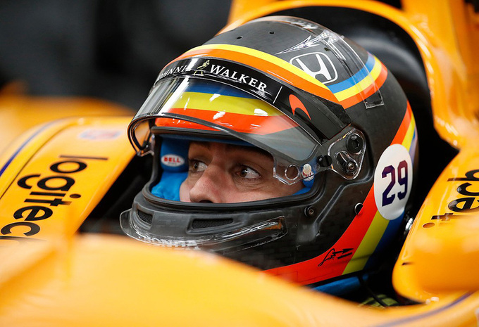 McLaren-piloot Alonso is klaar voor de Indy 500 (28 mei 2017) - AutoWereld