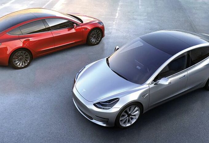Tesla Model 3 aanvankelijk met weinig opties verkrijgbaar #1