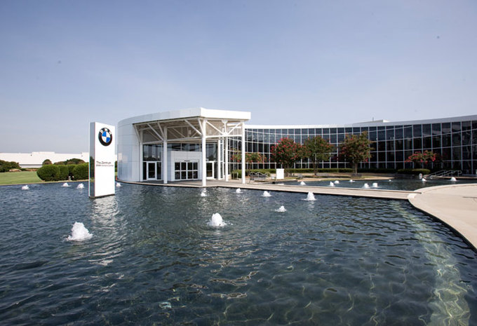BMW pompt 600 miljoen dollar in Amerikaanse fabriek #1