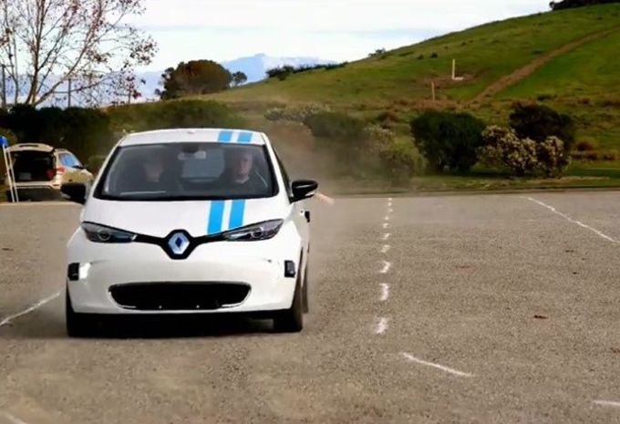 Autonome Renault voert succesvol uitwijkmanoeuver uit #1