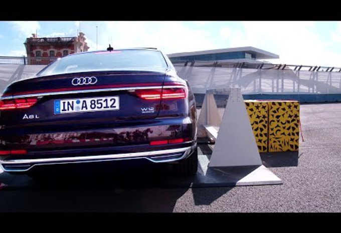 Avec son Pre Sense Side, l’Audi A8 se soulève pour vous protéger #1