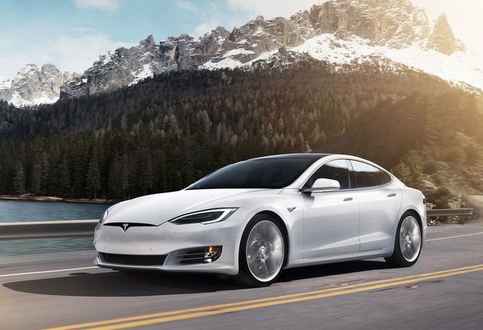 Tesla Model S stoot 226 g CO2/km in de Midwest #1