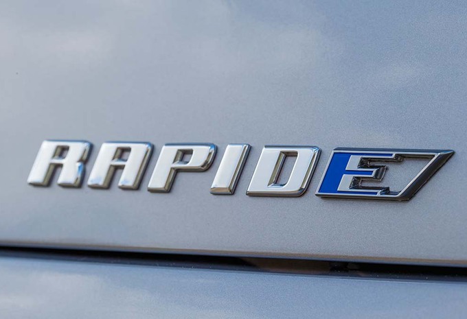 Aston Martin RapidE : elle ne sera pas concurrente de la Tesla Model S #1