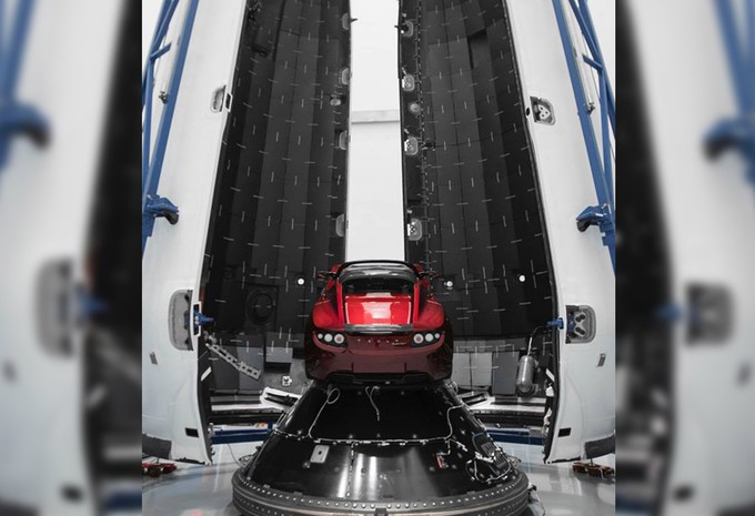 Tesla Roadster verovert de ruimte op 6 februari #1
