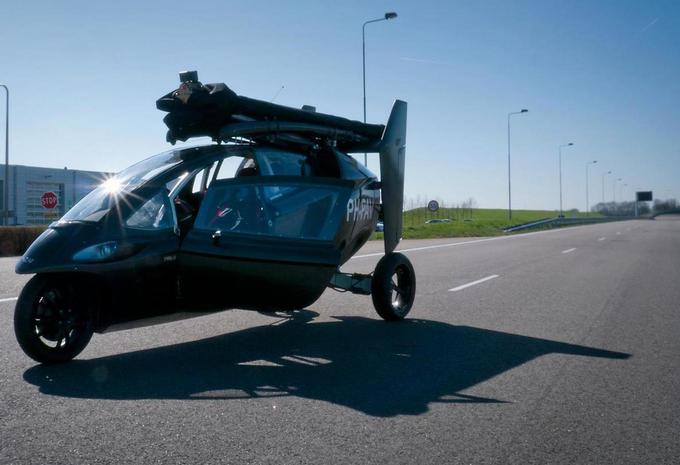 GimsSwiss – Pal-V stelt zijn helikopterauto voor in Genève #1