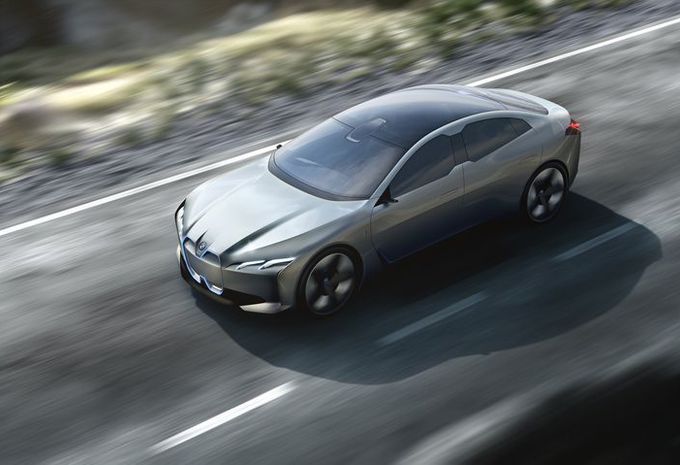 BMW i4 : jusqu’à 700 km d’autonomie ? #1