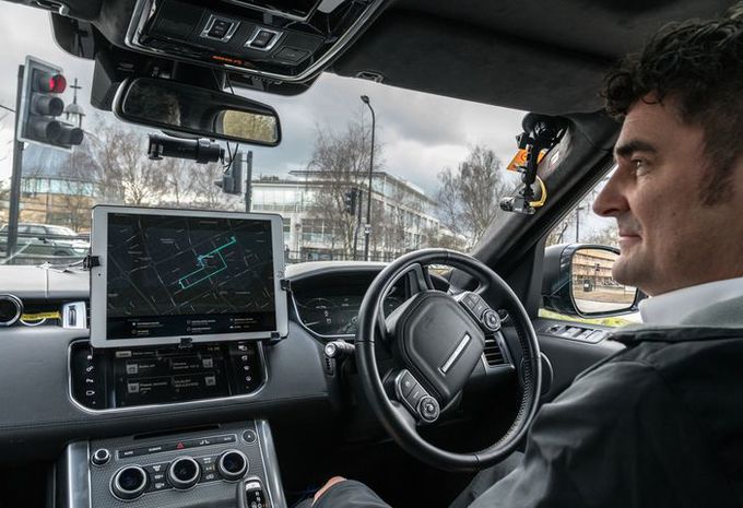 La conduite autonome pour diminuer le stress en ville selon Jaguar Land Rover #1