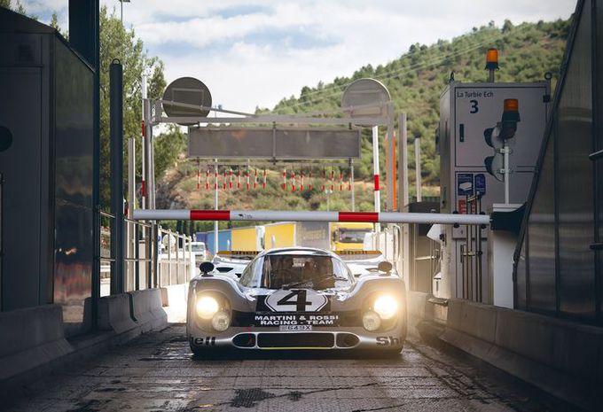 La Porsche 917 « en route » #1