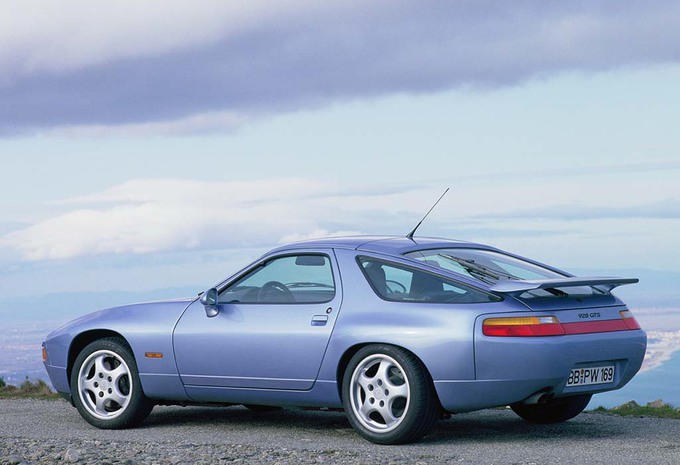 Porsche : la retour de la 928 ?  #1