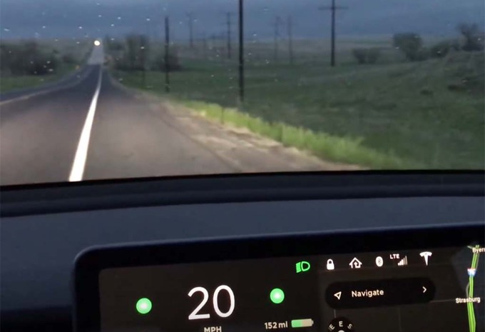 Tesla Model 3 : 830 km sur une charge #1