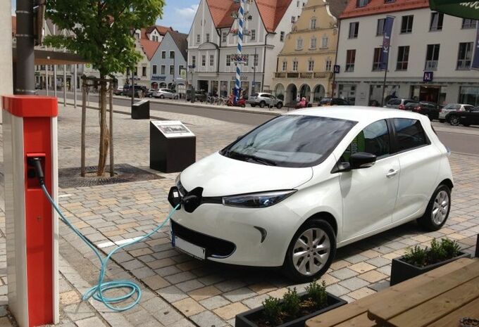 Scandinavische autoverkopers niet overtuigd van elektrische auto’s #1