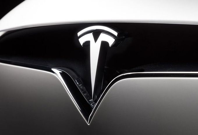 Tesla: compact model over 5 jaar #1