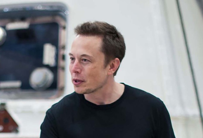 Deux investisseurs portent plainte contre Tesla #1