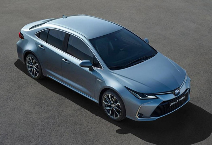 Toyota Corolla : Maintenant la berline #2