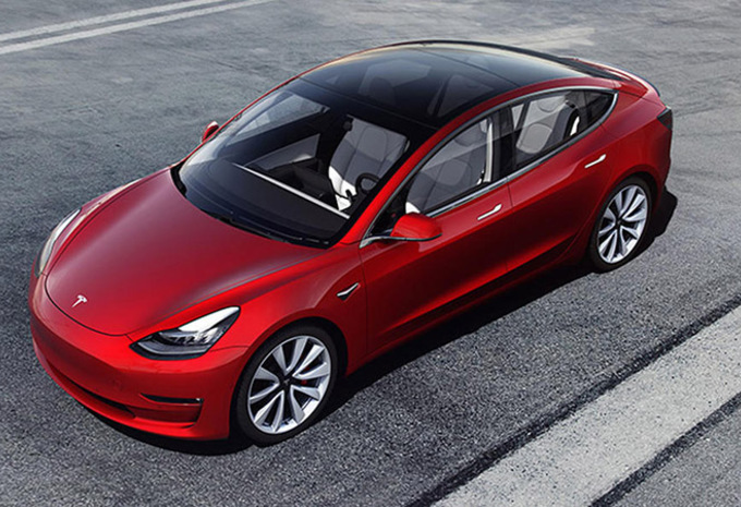 Tesla Model 3: de bestverkochte elektrische auto van Europa #1