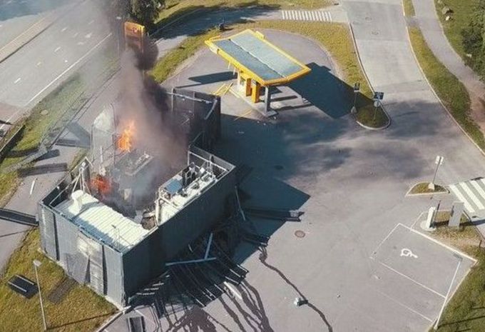 Explosie van een waterstofstation in Noorwegen #1
