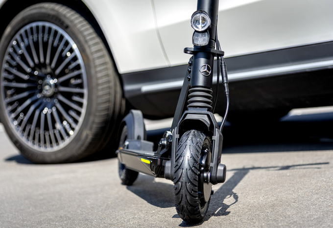 Mercedes: gamma verwelkomt e-scooter #1